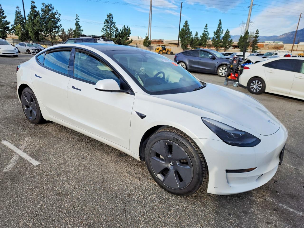 2021 Tesla Model 3 - Image 4
