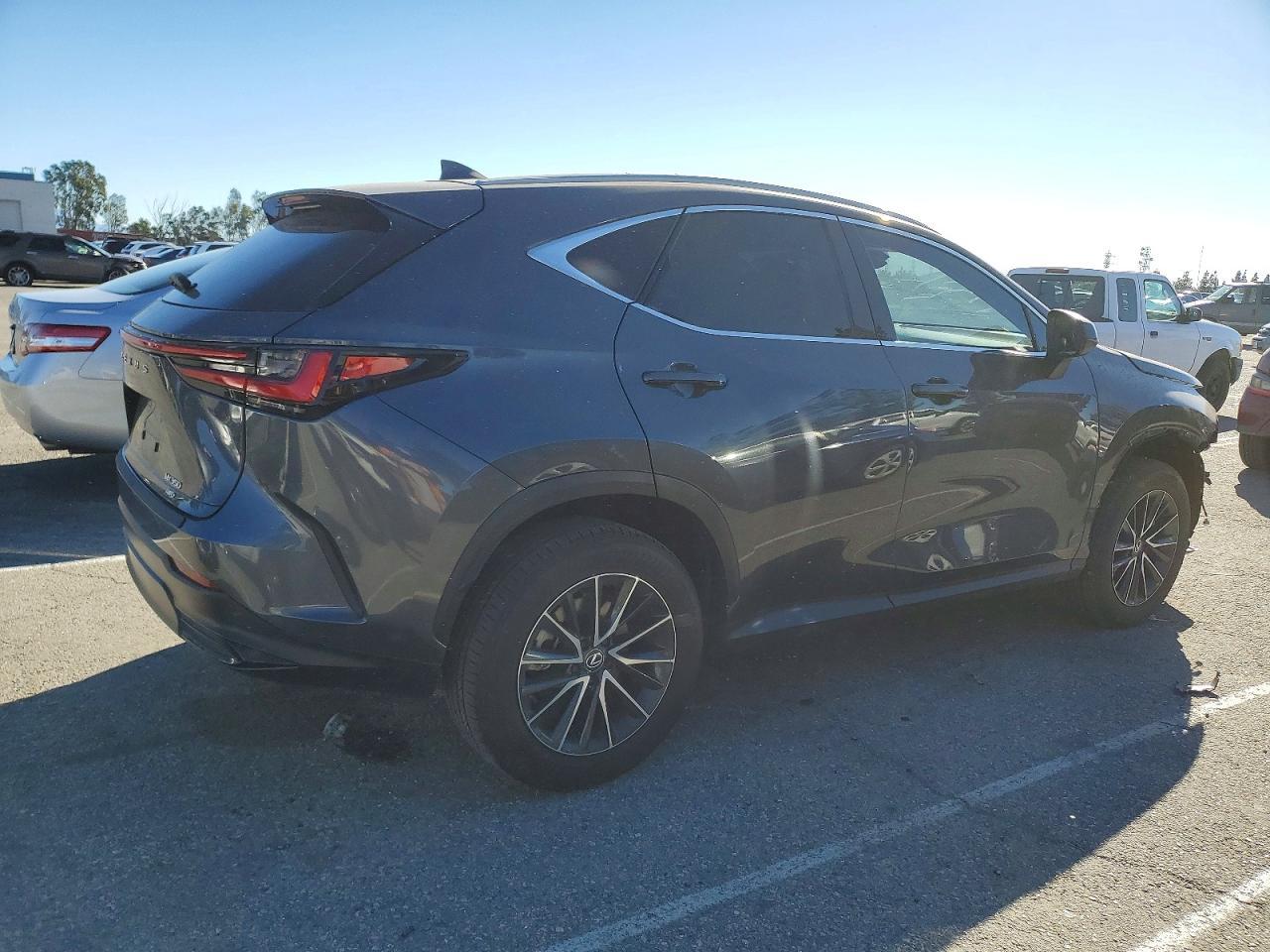 2024 Lexus Nx 350 Base - Image 3