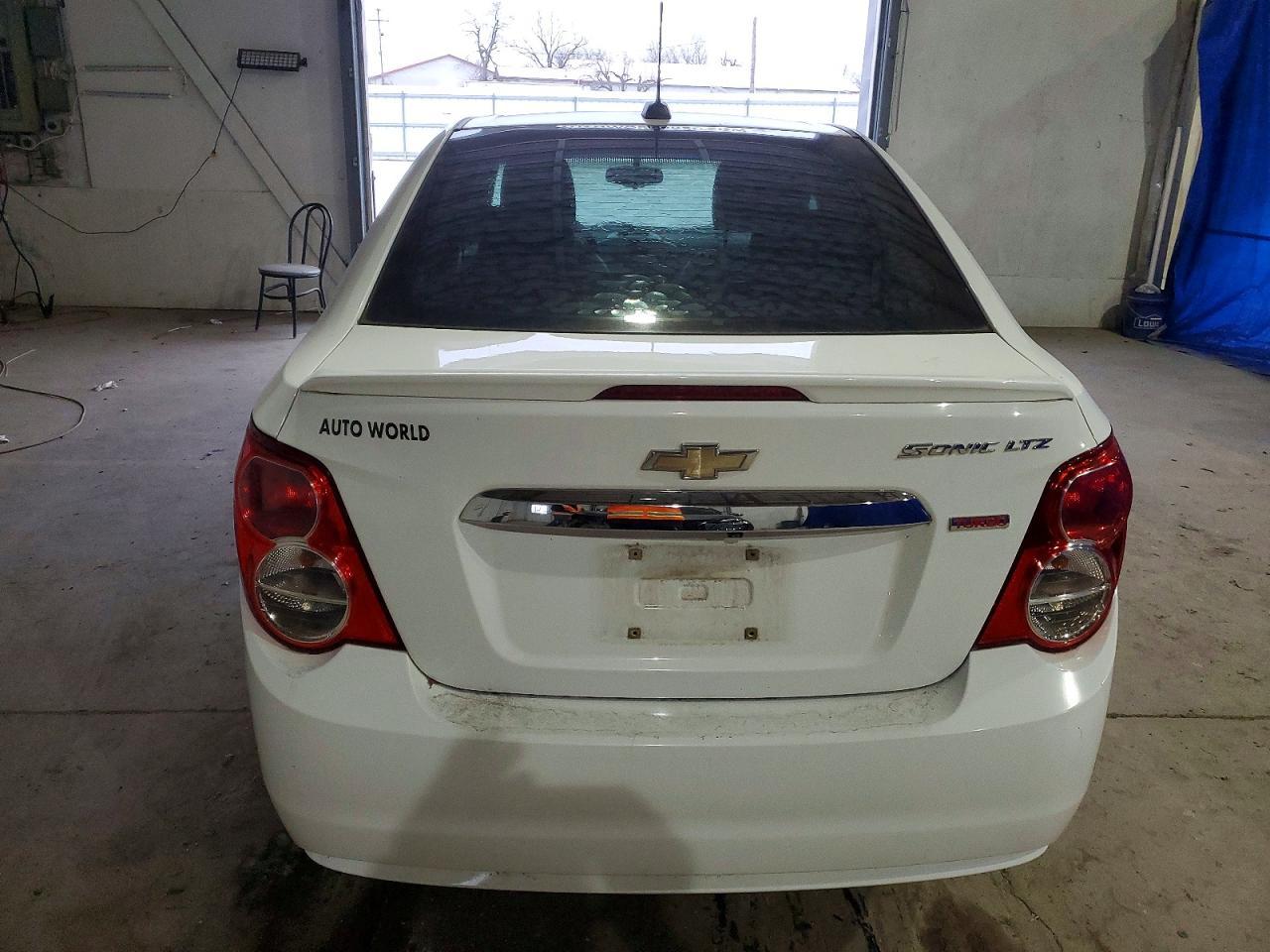 2015 Chevrolet Sonic Ltz - Фото 6
