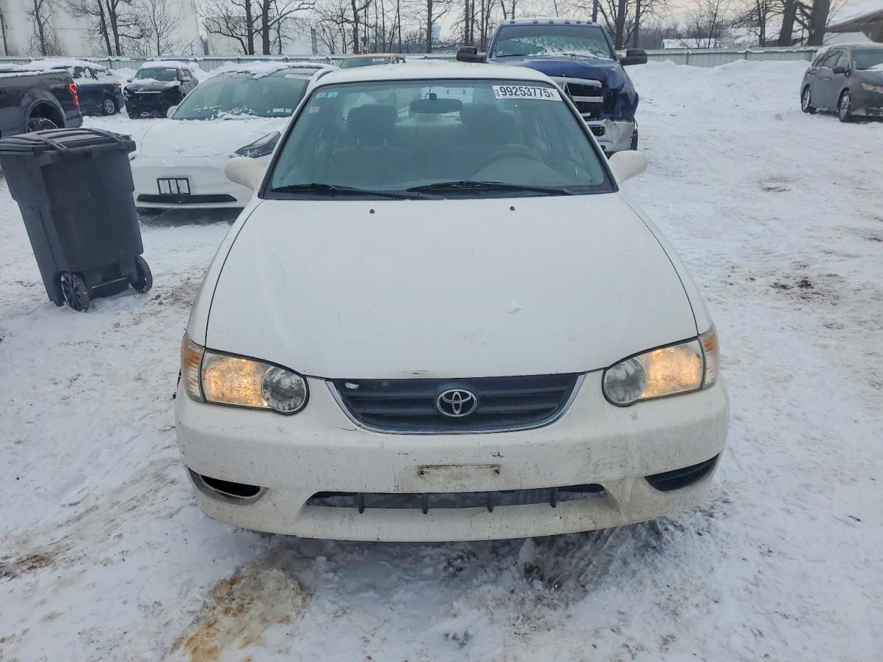 2002 Toyota Corolla Ce - Фото 5