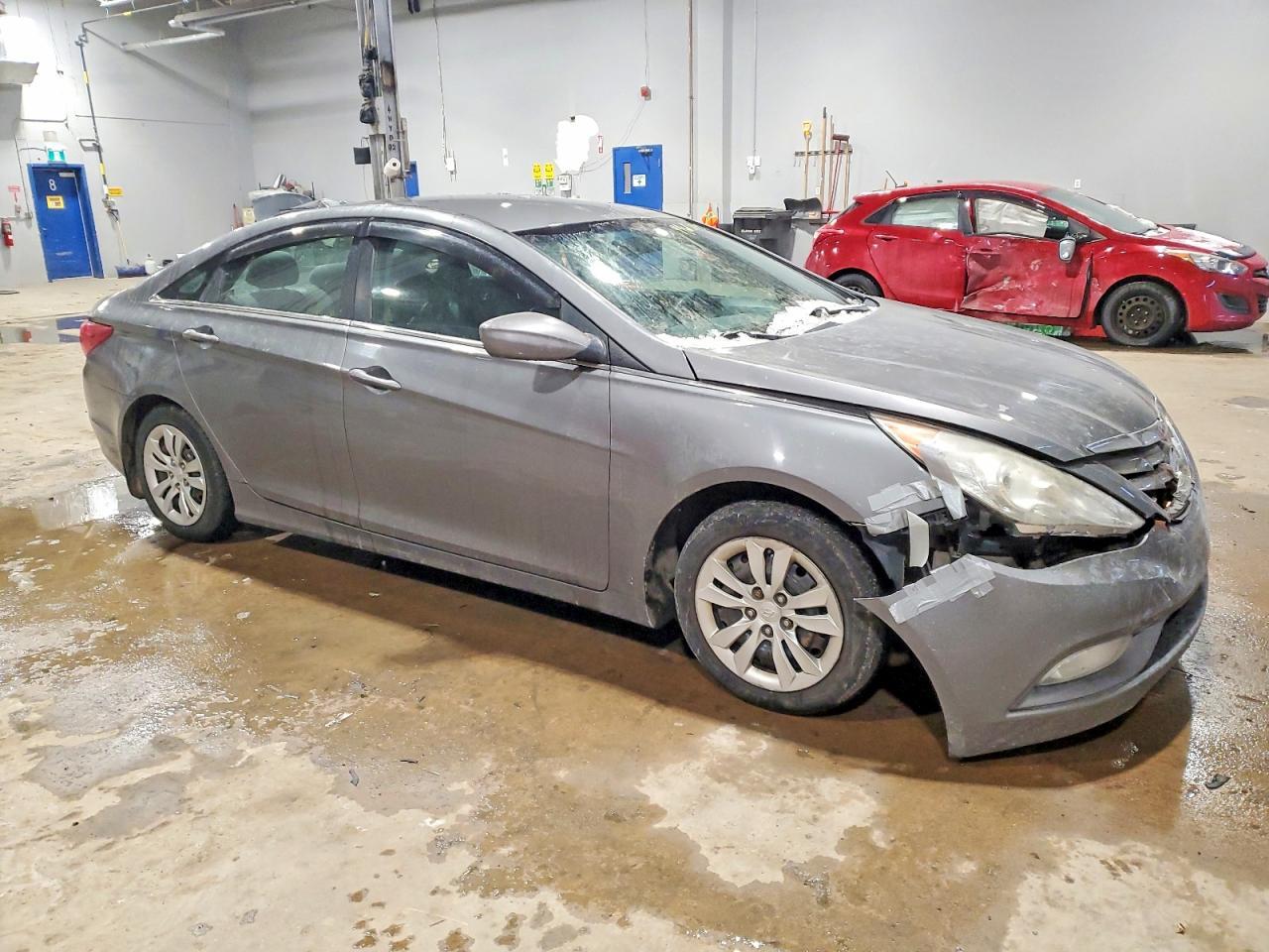 2011 Hyundai Sonata Gls - Image 4