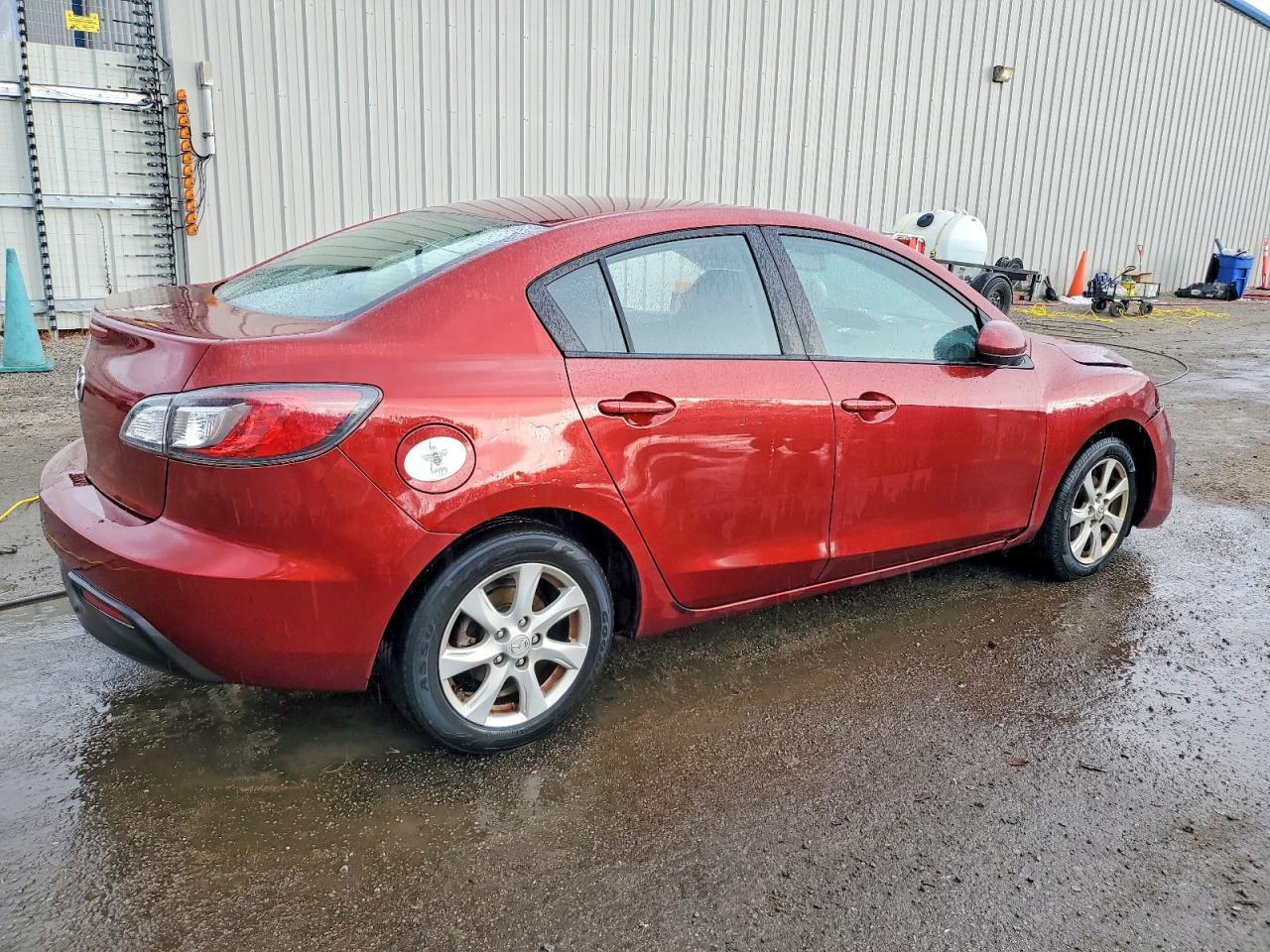 2010 Mazda 3 I - Image 3