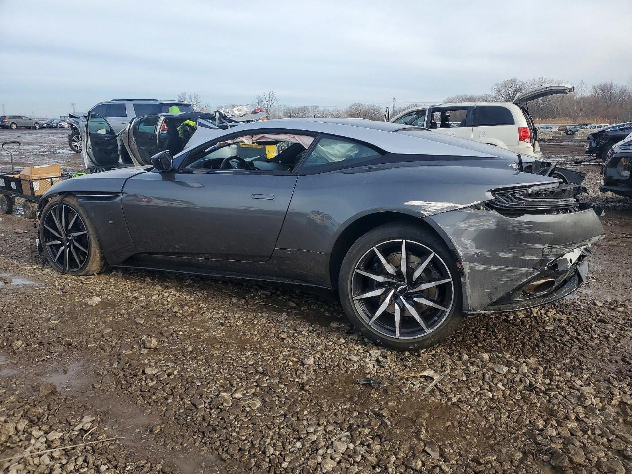 2017 Aston Martin Db11 - Image 2