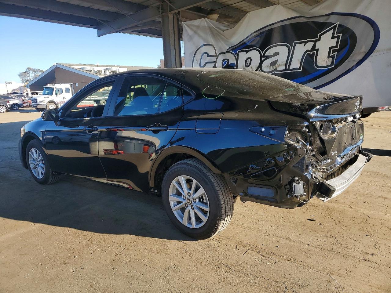 2026 Toyota Camry Xse - Фото 2