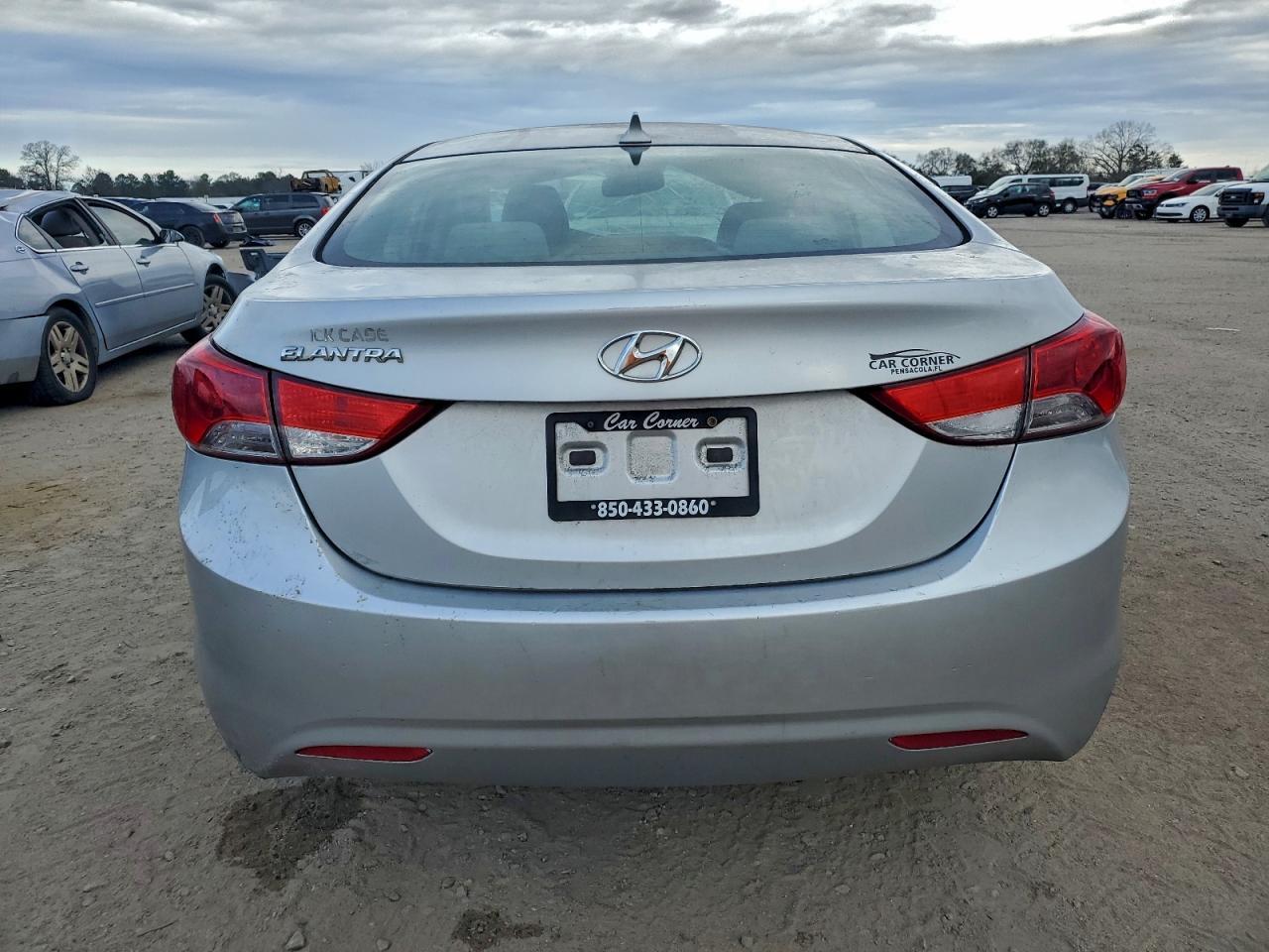 2013 Hyundai Elantra Gls - Фото 6