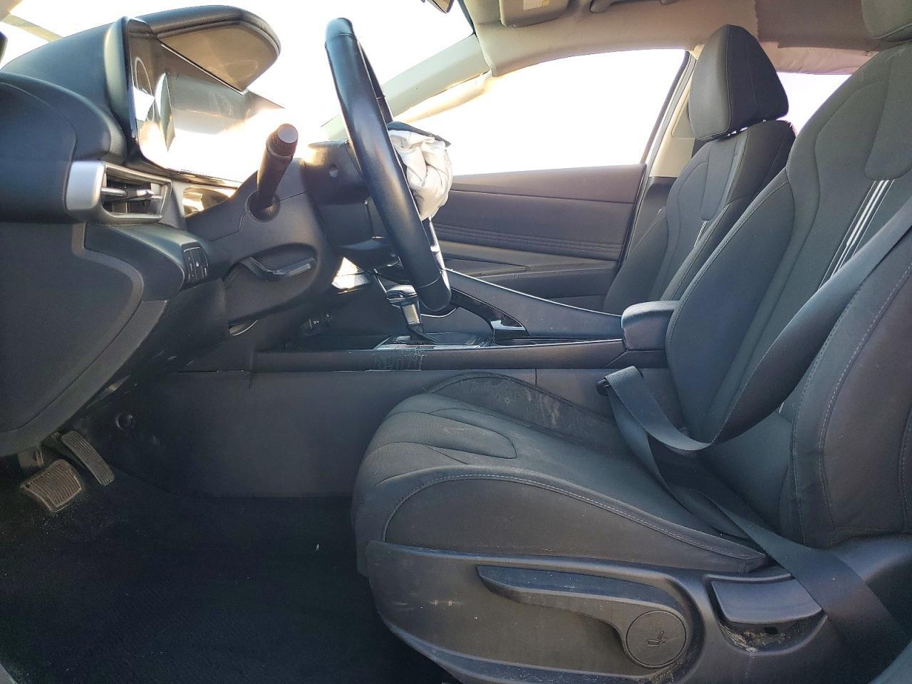 2023 Hyundai Elantra Sel - Image 7