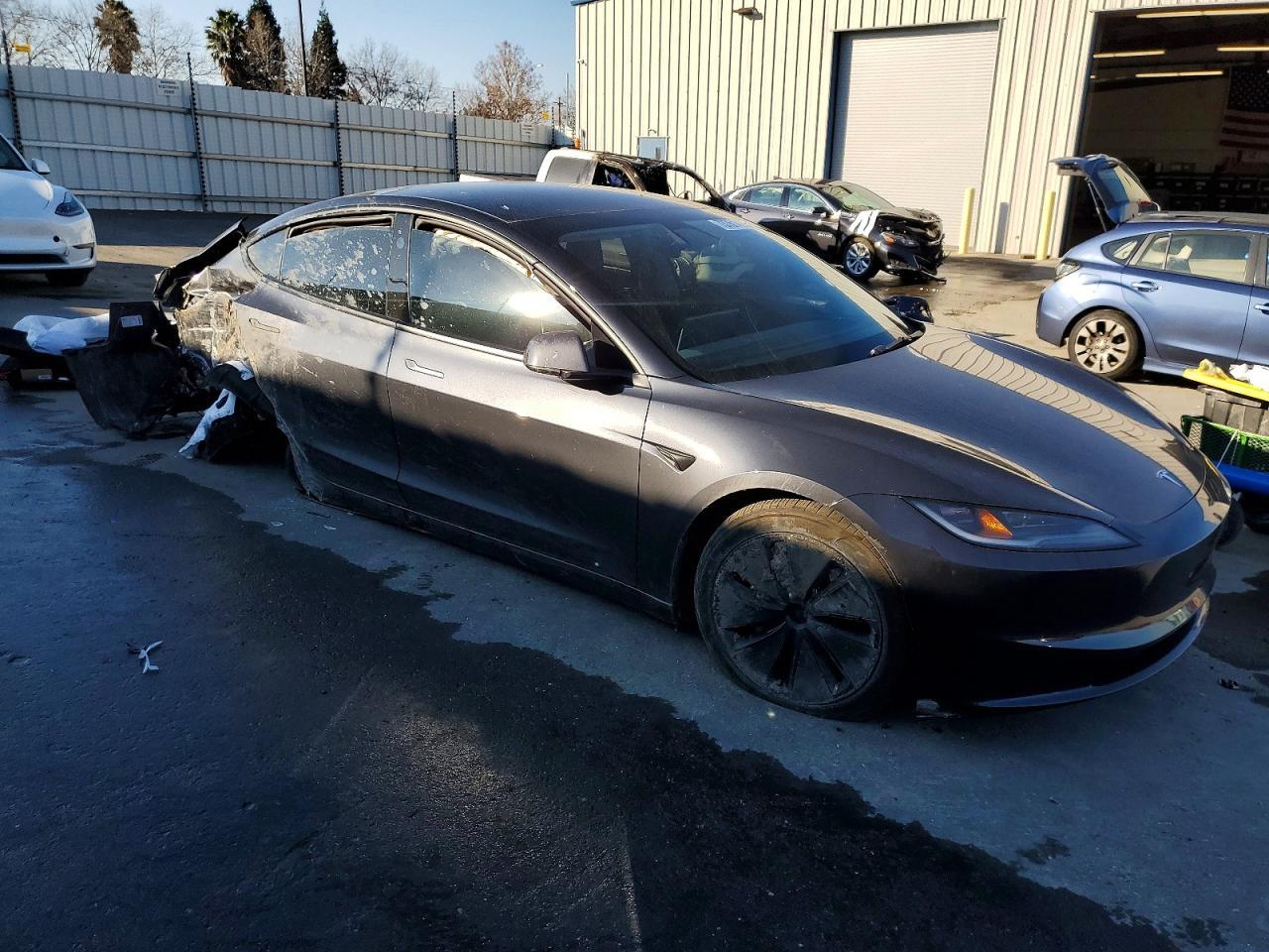 2025 Tesla Model 3 - Image 4