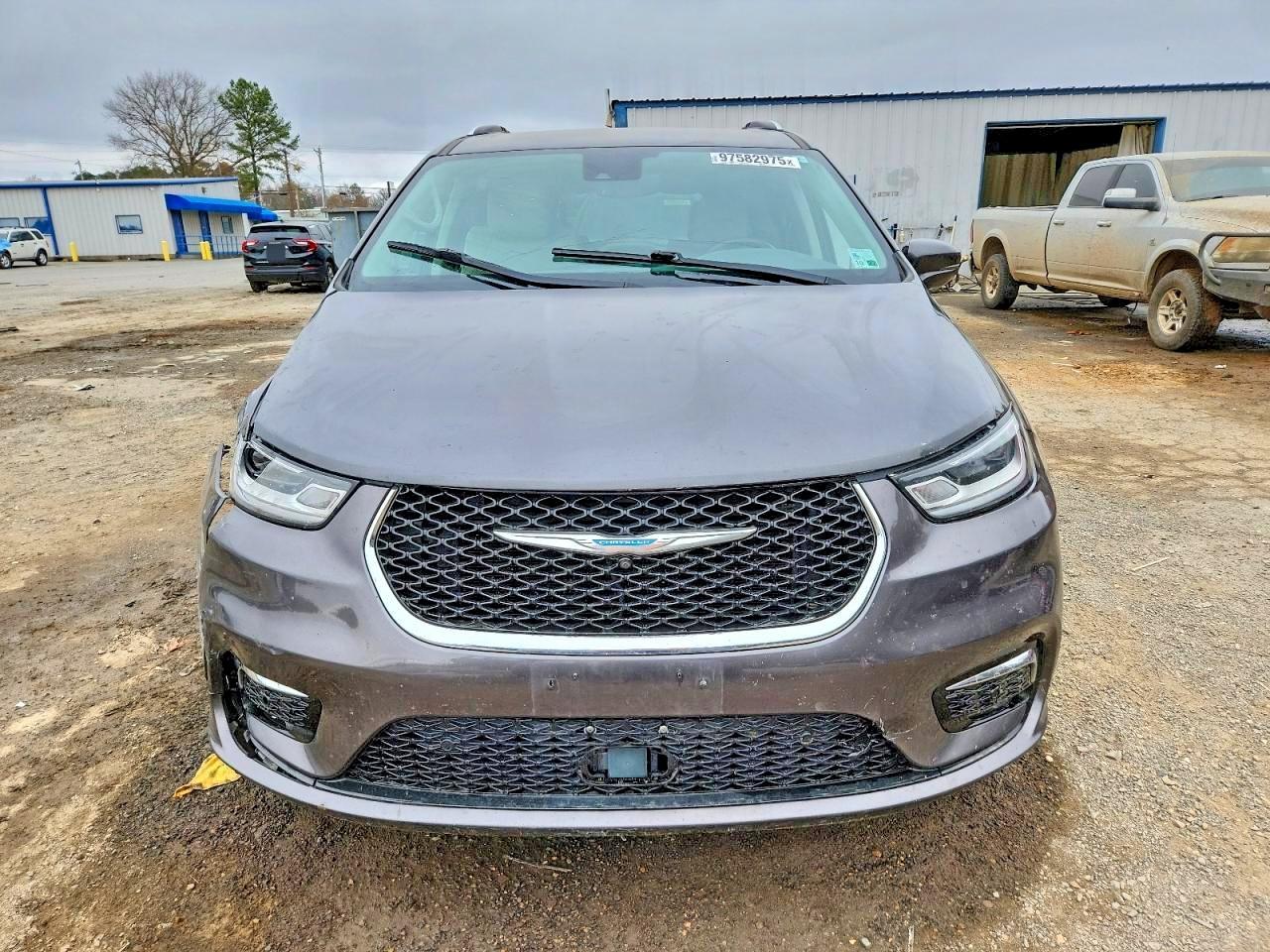 2021 Chrysler Pacifica Hybrid Touring L - Фото 5