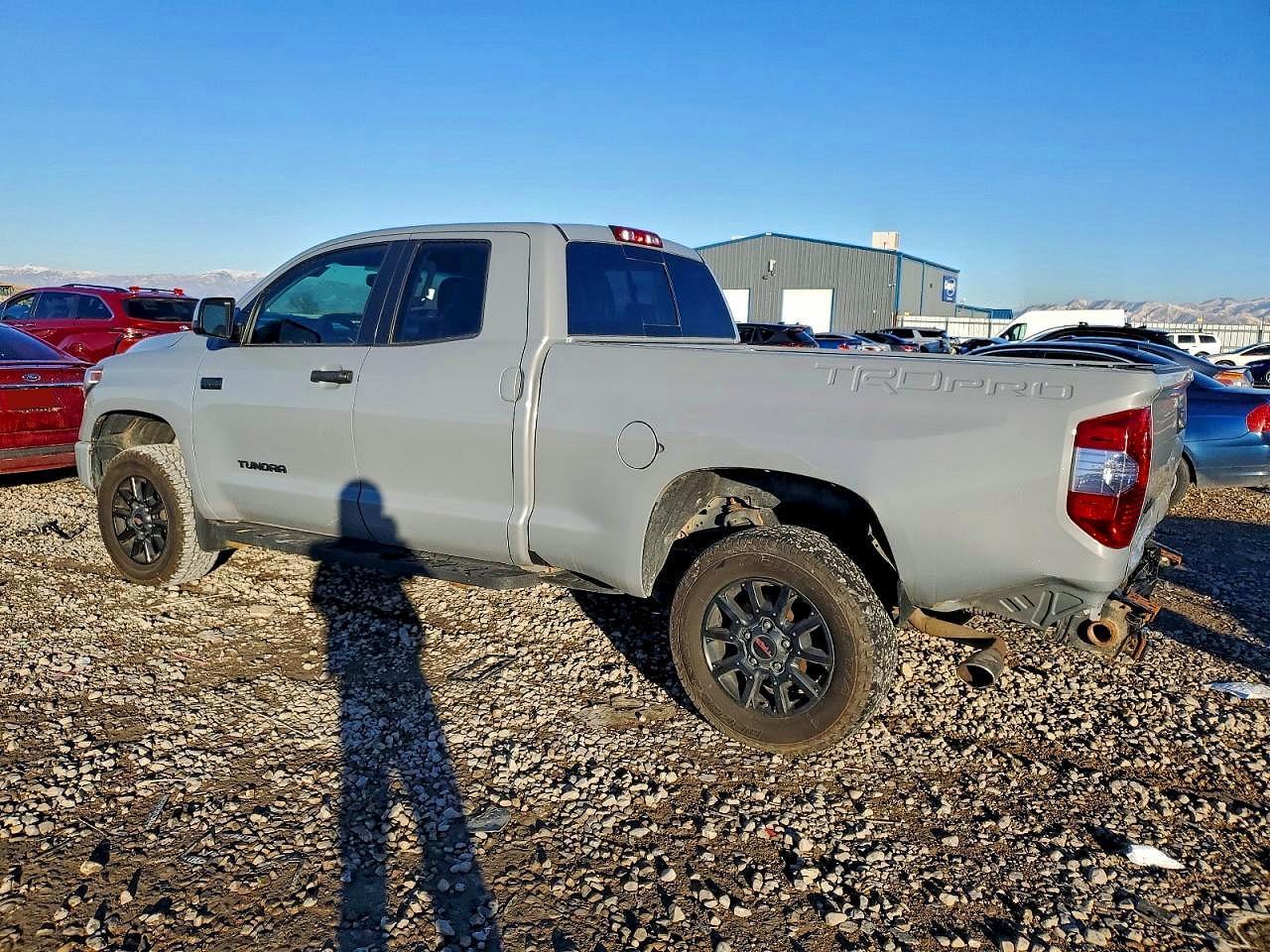 2017 Toyota Tundra Double Cab Sr - Фото 2