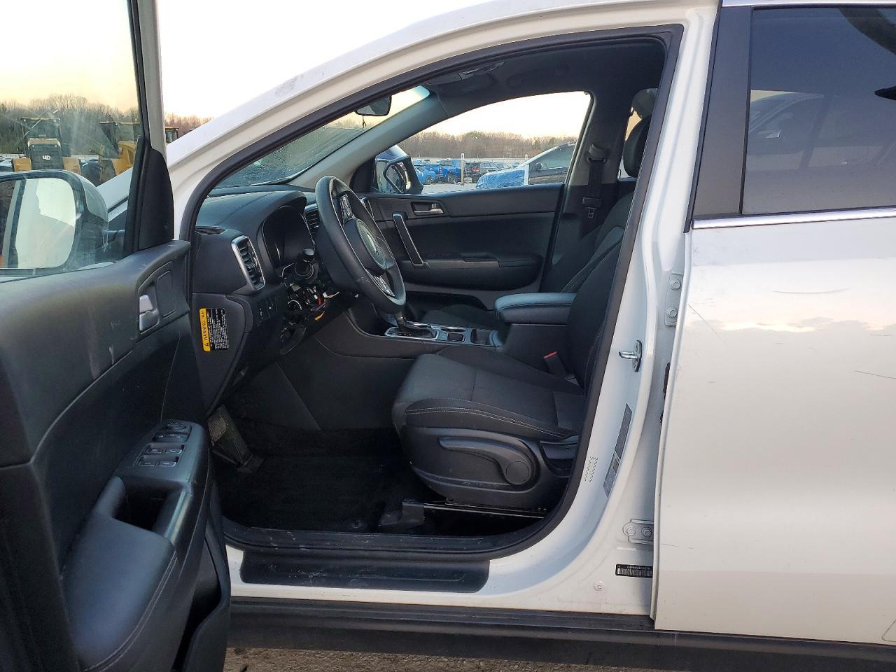 2021 Kia Sportage Lx - Фото 7