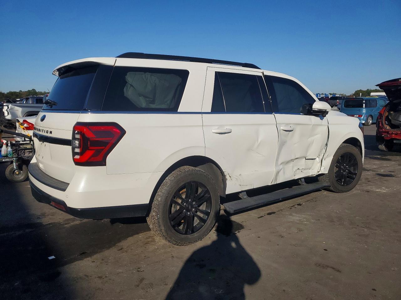 2023 Ford Expedition Limited - Image 3