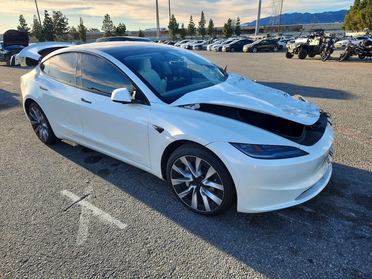 2024 Tesla Model 3 - Image 4