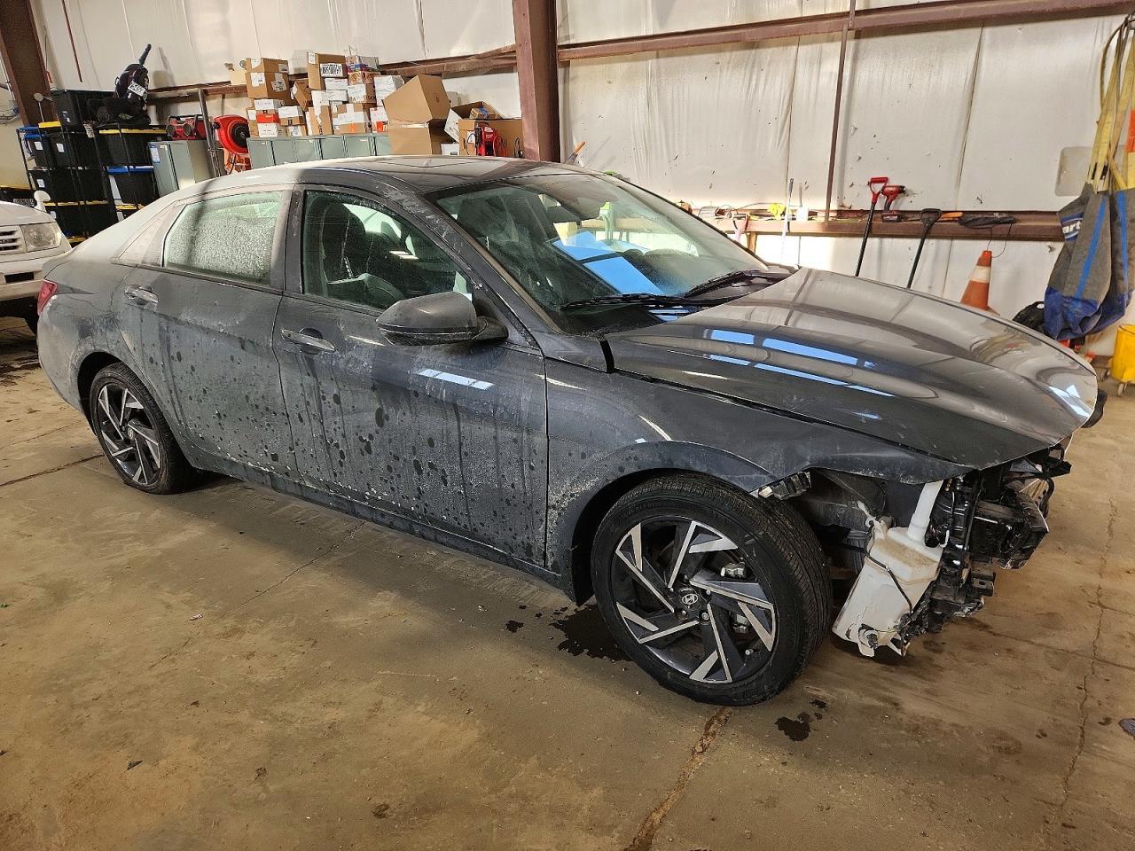 2025 Hyundai Elantra Preferred 4D - Image 4