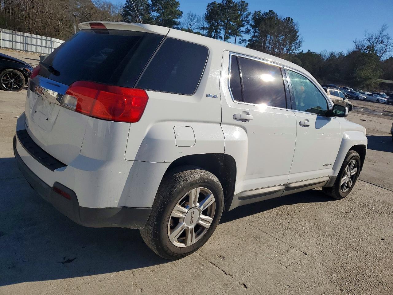 2015 GMC Terrain Sle - Image 3
