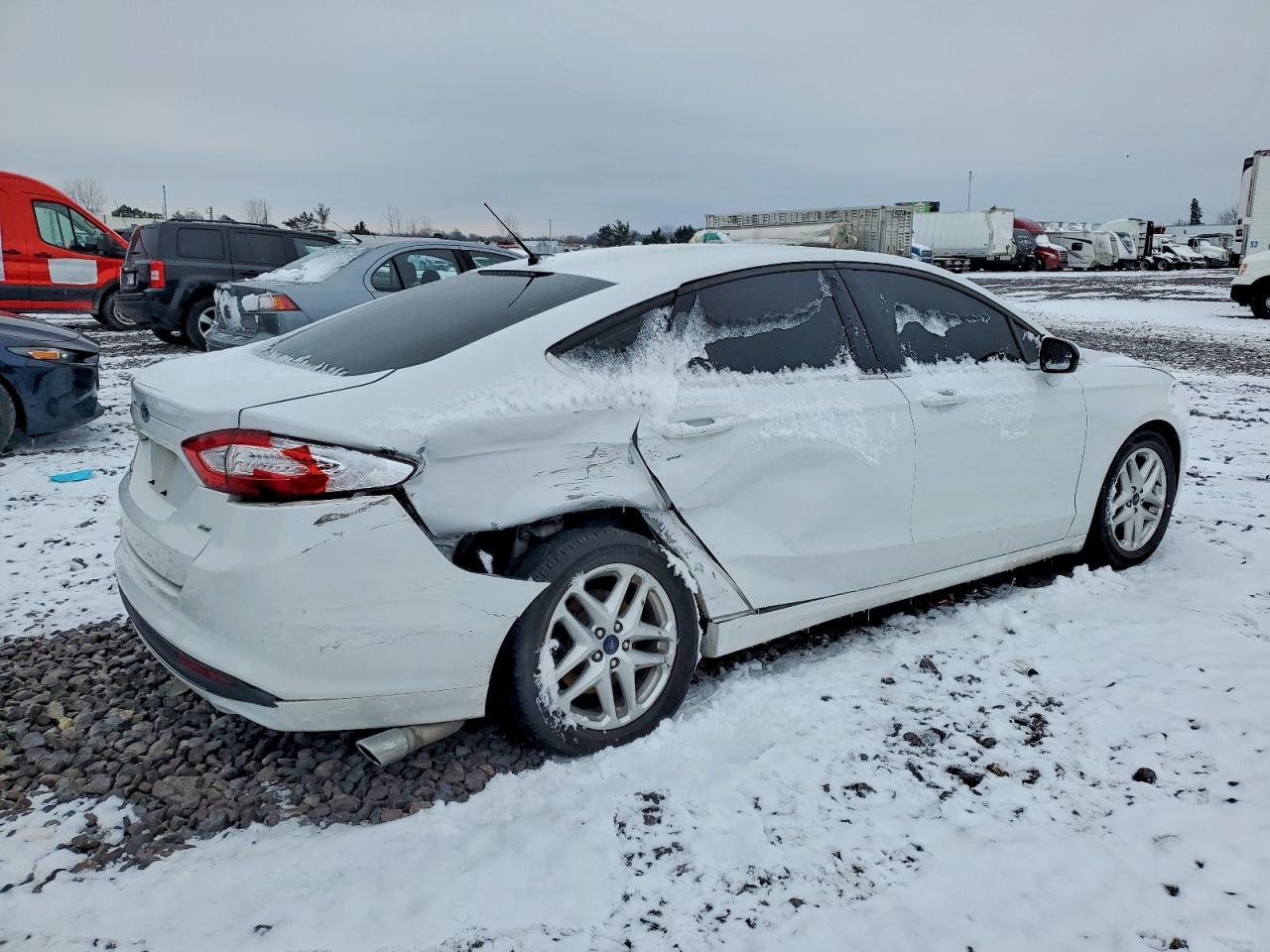 2016 Ford Fusion Se - Фото 3