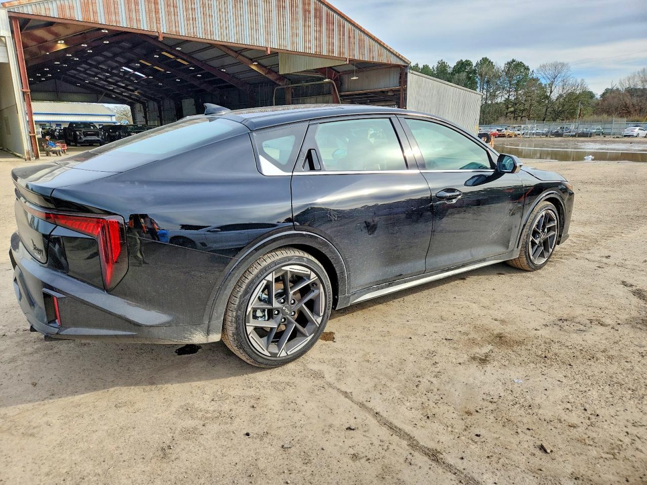 2025 Kia K4 Gt Line - Image 3