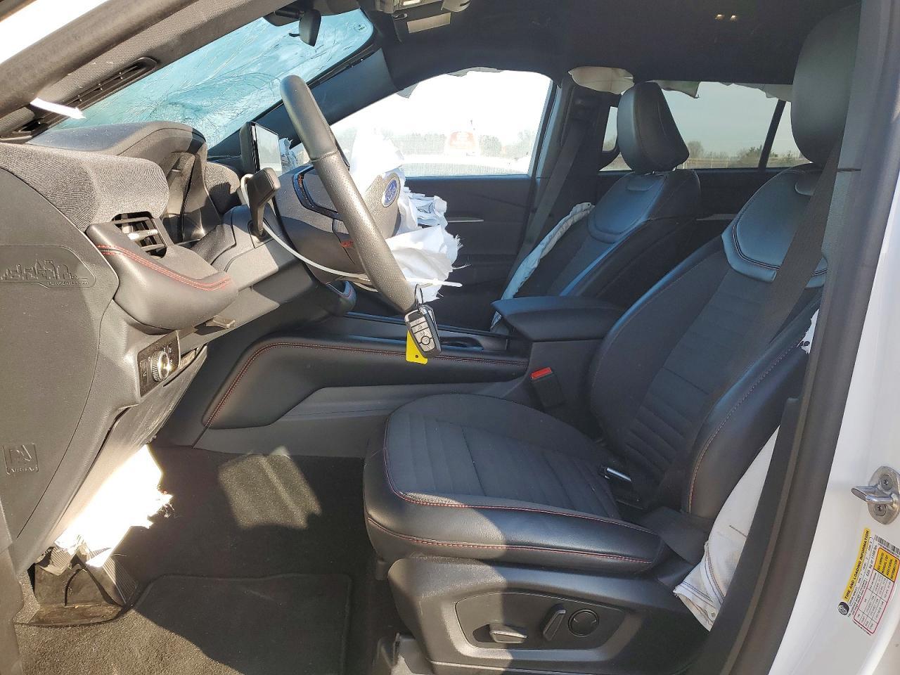 2025 Ford Explorer St-Line - Фото 7