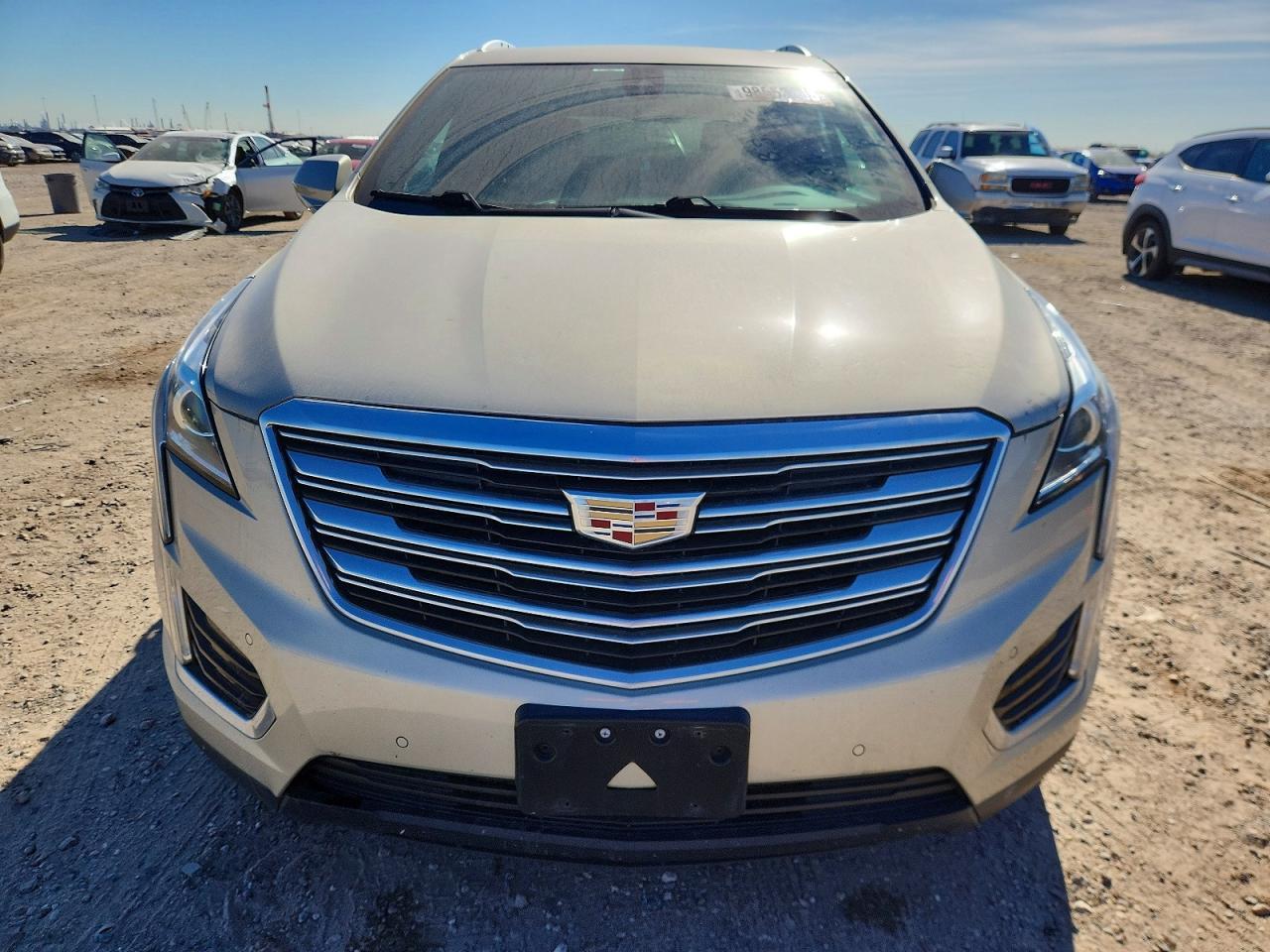 2017 Cadillac Xt5 Luxury - Image 5