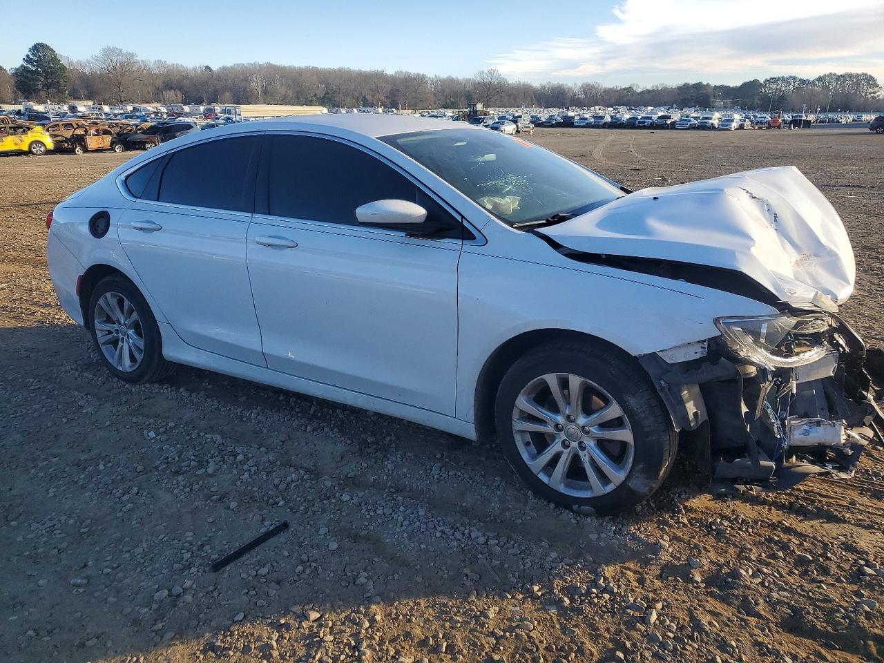 2015 Chrysler 200 - Фото 4