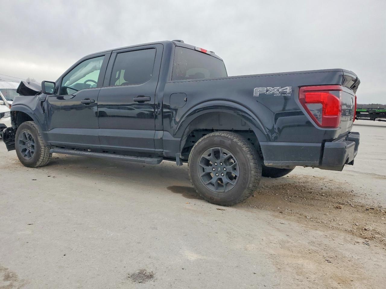 2024 Ford F150 Stx - Фото 2