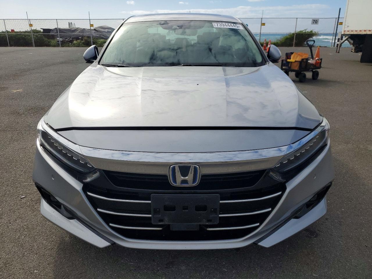 2021 Honda Accord Hybrid Exl - Image 5