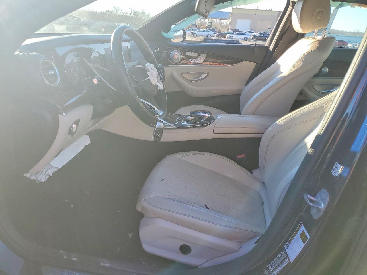 2017 Mercedes-Benz E 300 4Matic - Фото 7