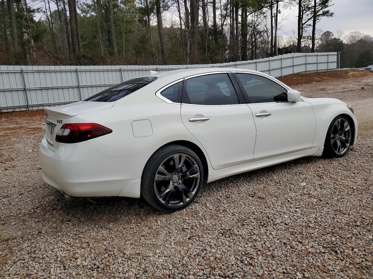 2012 Infiniti M37 - Image 3