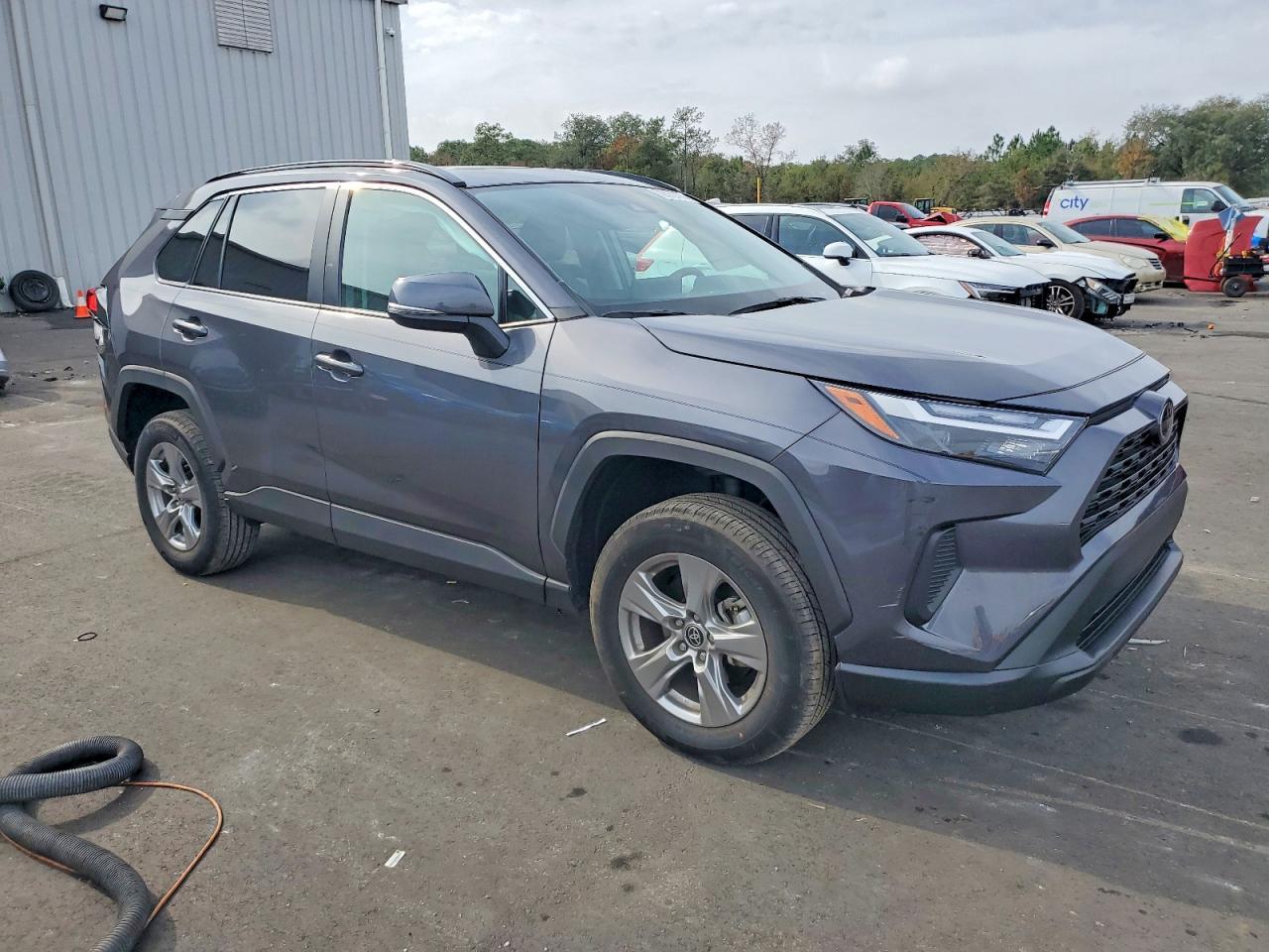 2022 Toyota Rav4 Xle - Image 4