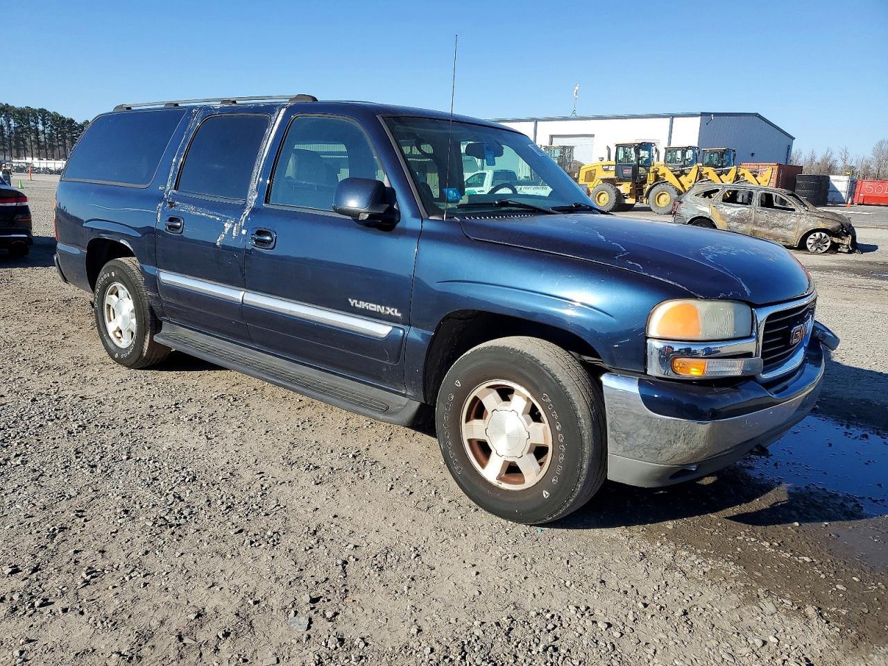 2004 GMC Yukon Xl K1500 - Фото 4
