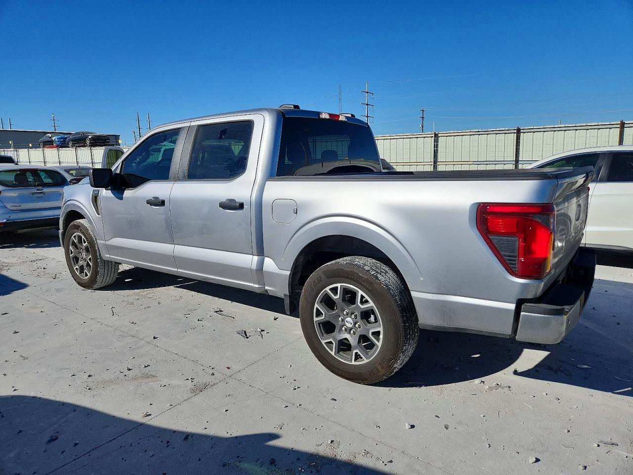 2025 Ford F150 Stx - Фото 2