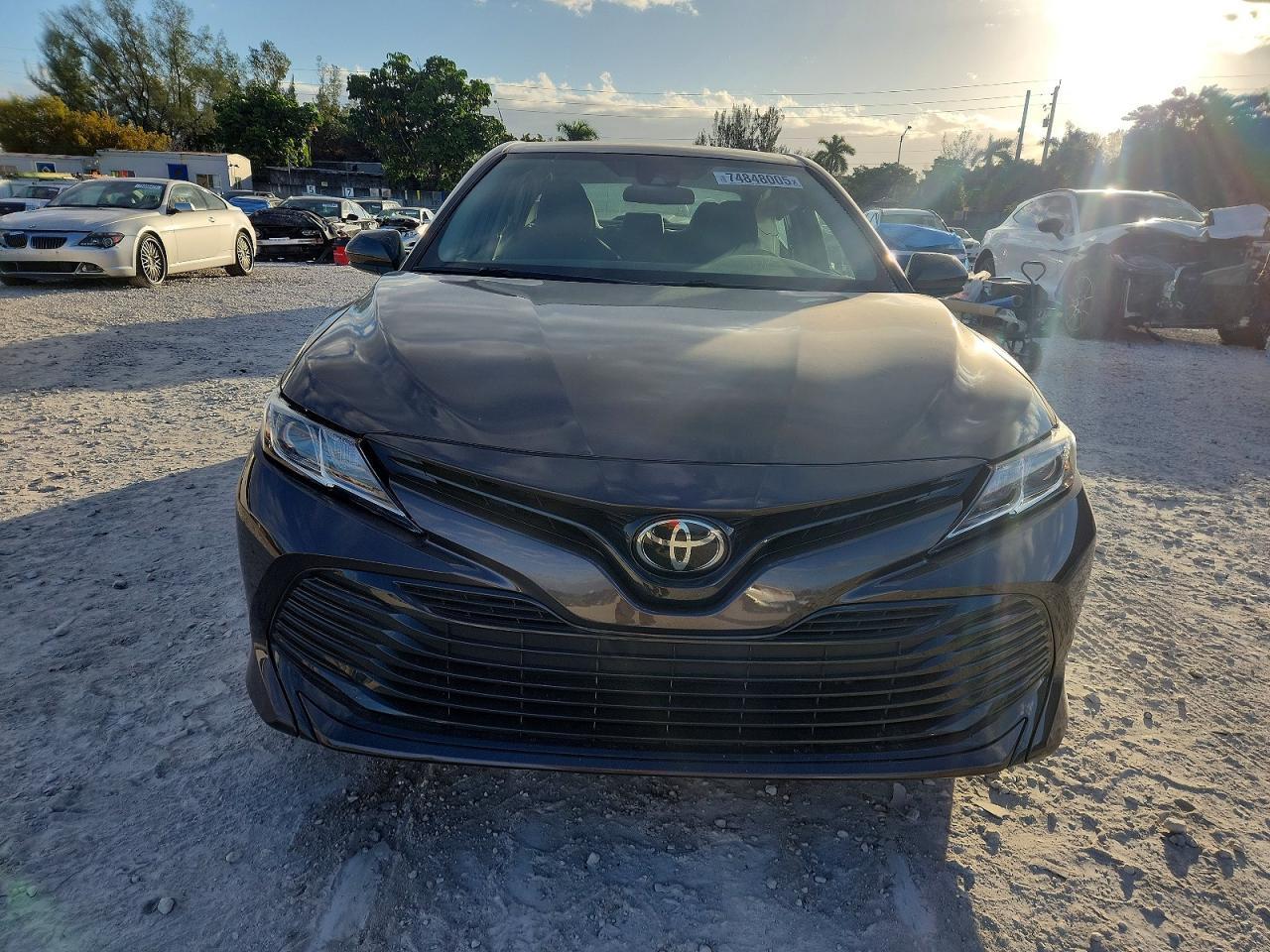 2020 Toyota Camry Le - Image 5