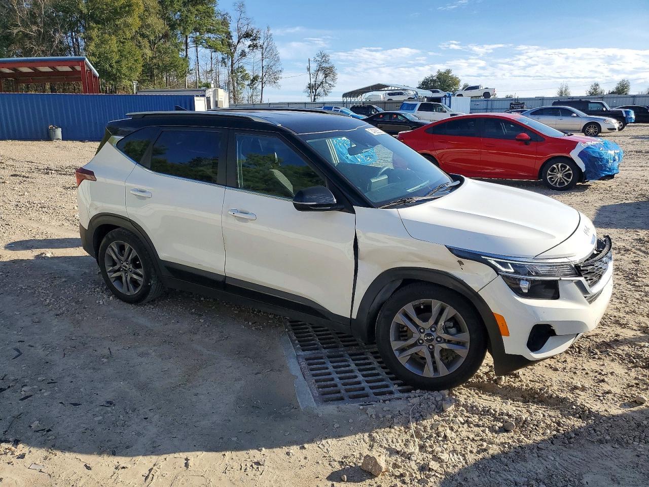 2022 Kia Seltos S - Фото 4