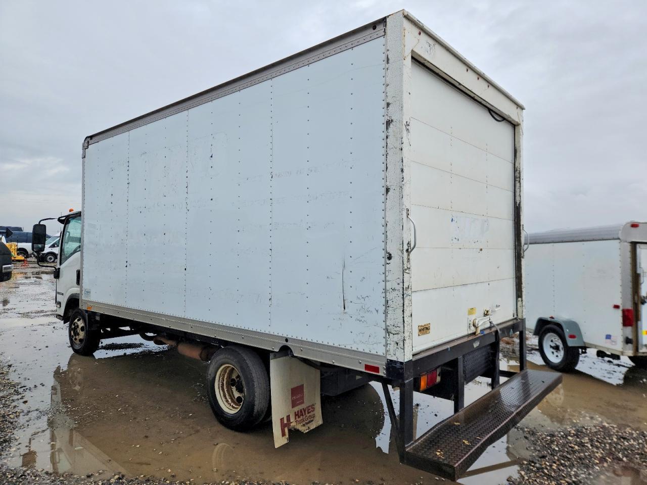 2015 Isuzu Npr Box Truck - Фото 2