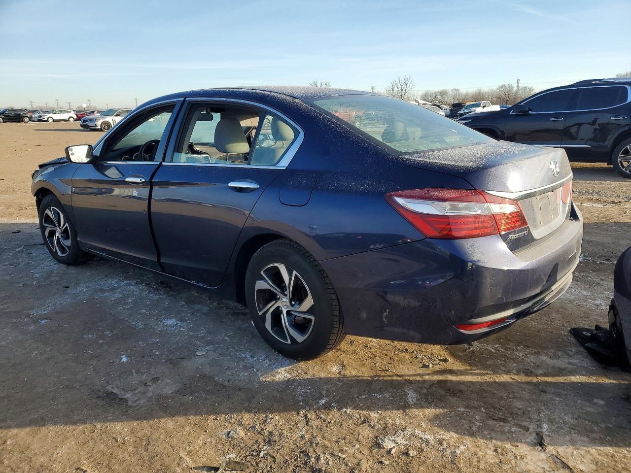 2017 Honda Accord Lx - Фото 2