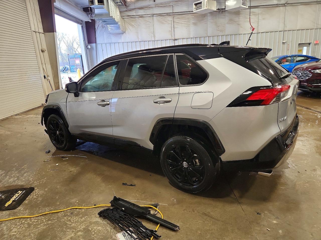 2023 Toyota Rav4 Xse - Фото 2