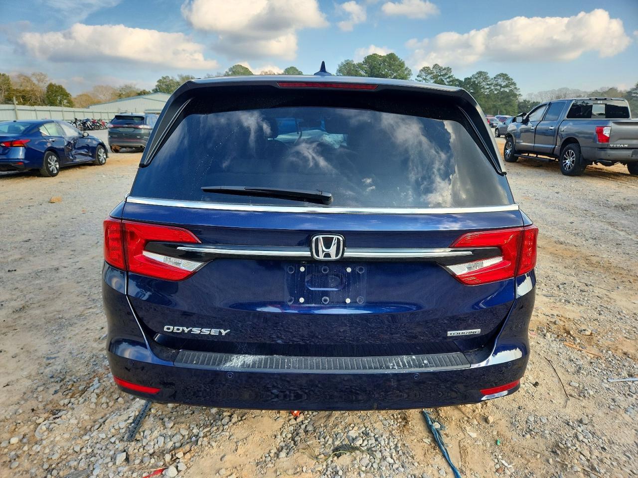 2024 Honda Odyssey Touring - Фото 6