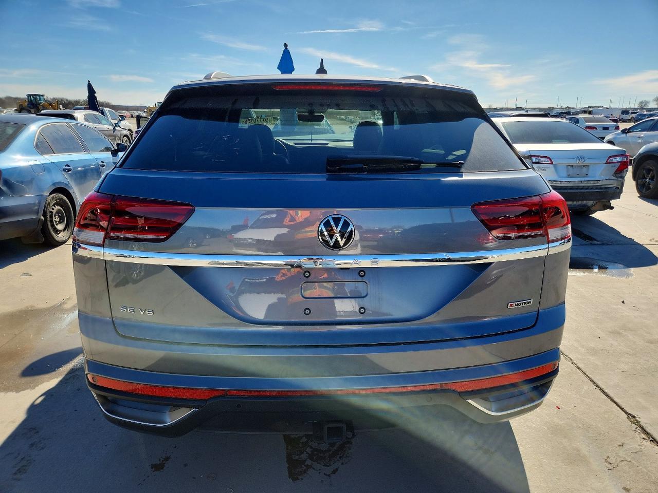 2022 Volkswagen Atlas Cross Sport Se - Фото 6