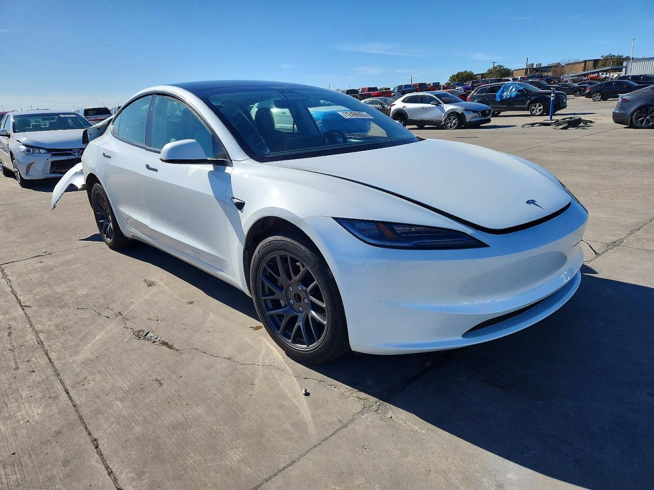 2025 Tesla Model 3 - Image 4