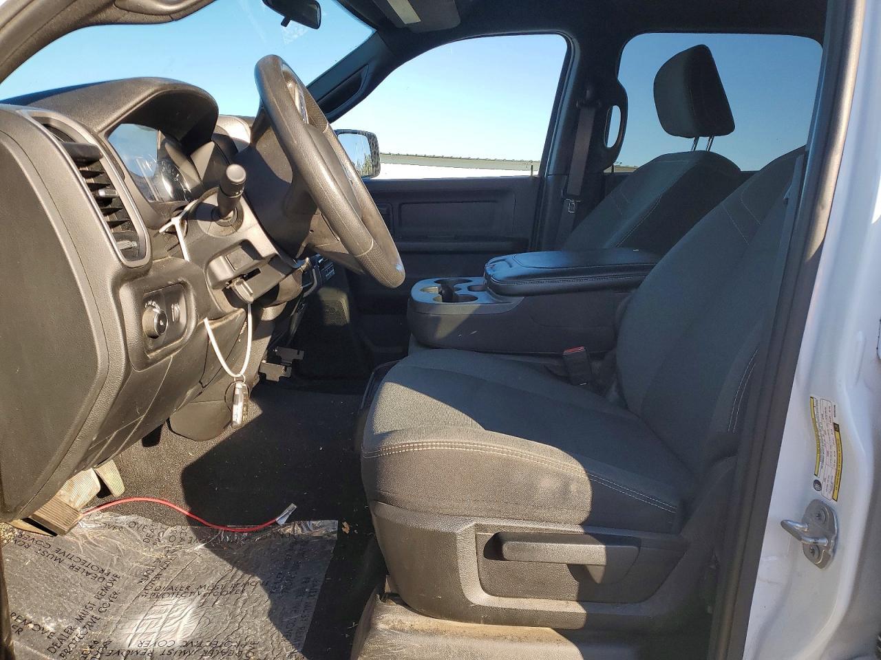 2022 Ram 2500 Tradesman - Фото 7