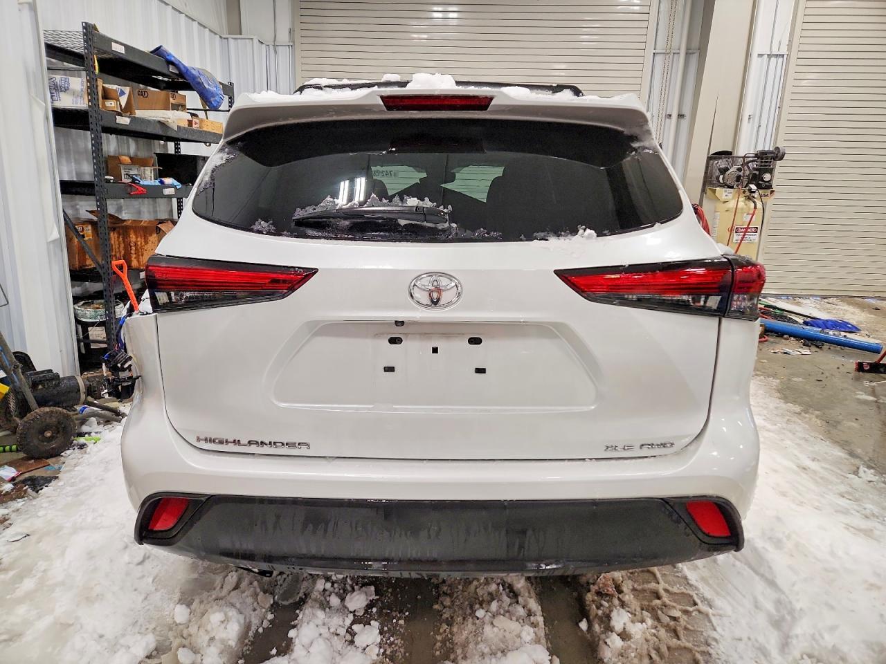 2022 Toyota Highlander Xle - Image 6