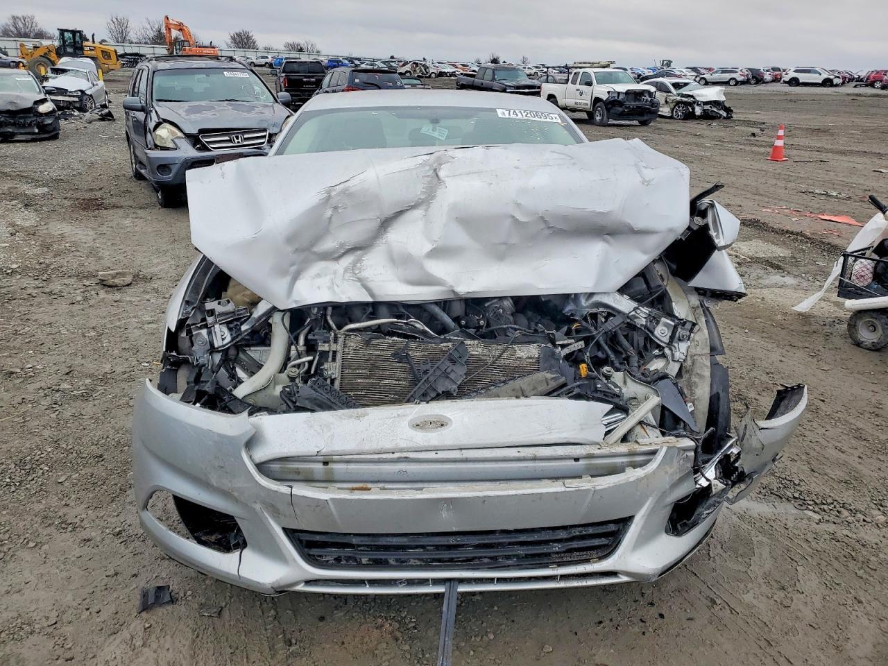 2016 Ford Fusion Se - Фото 5