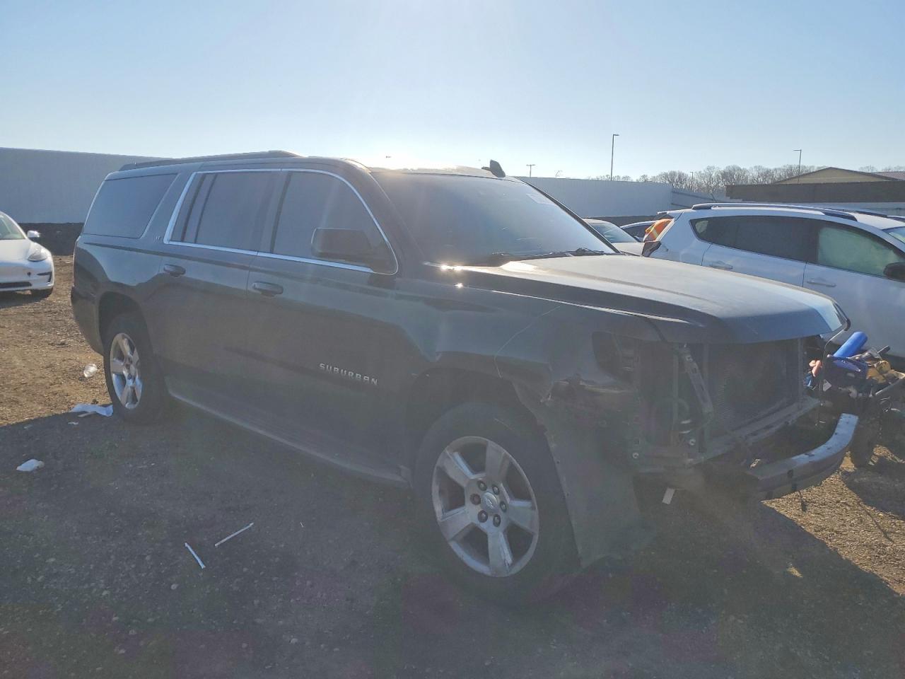 2015 Chevrolet Suburban K1500 Lt - Image 4
