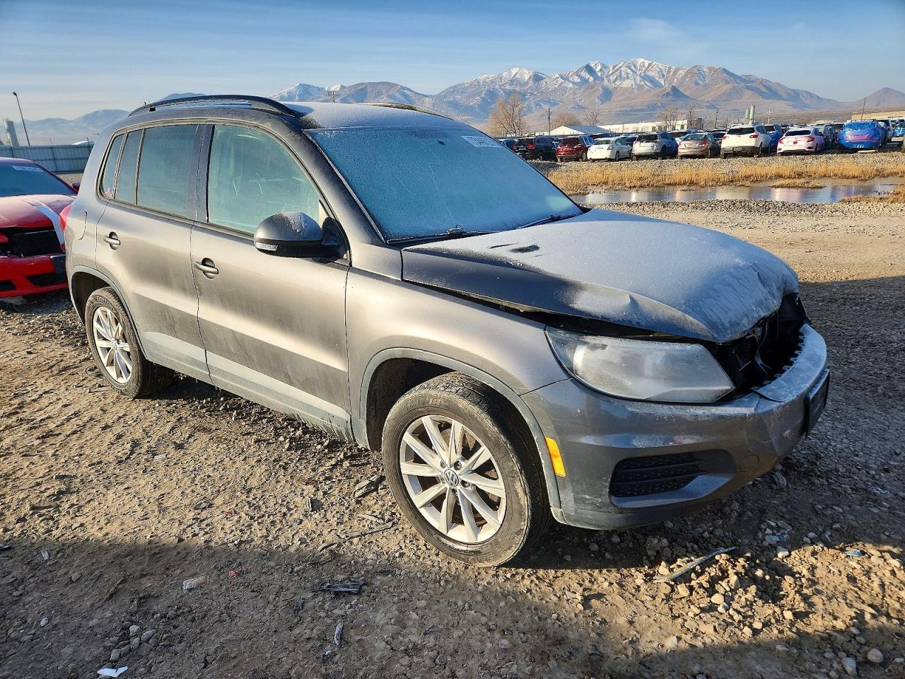 2015 Volkswagen Tiguan S - Image 4