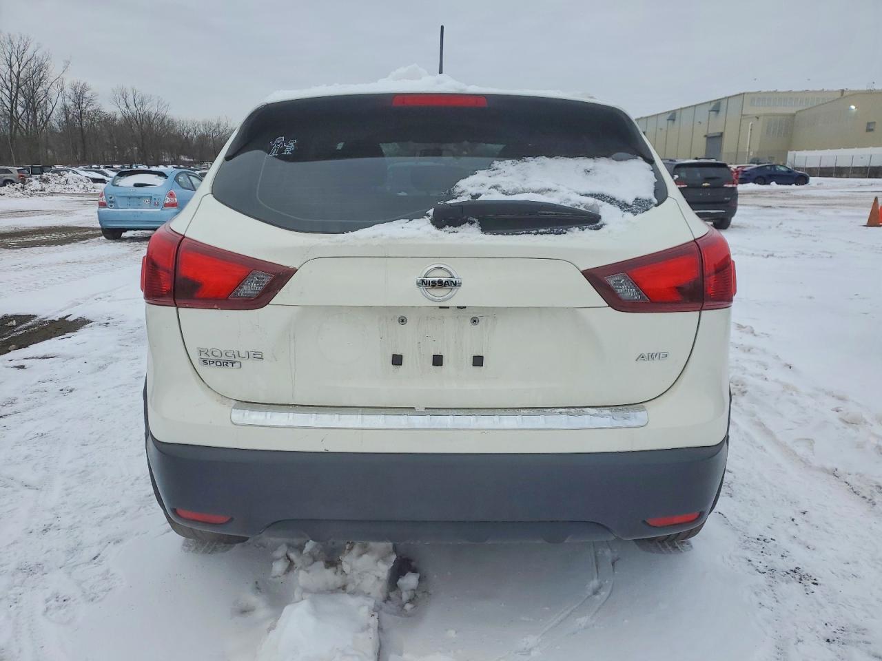 2017 Nissan Rogue Sport S - Фото 6