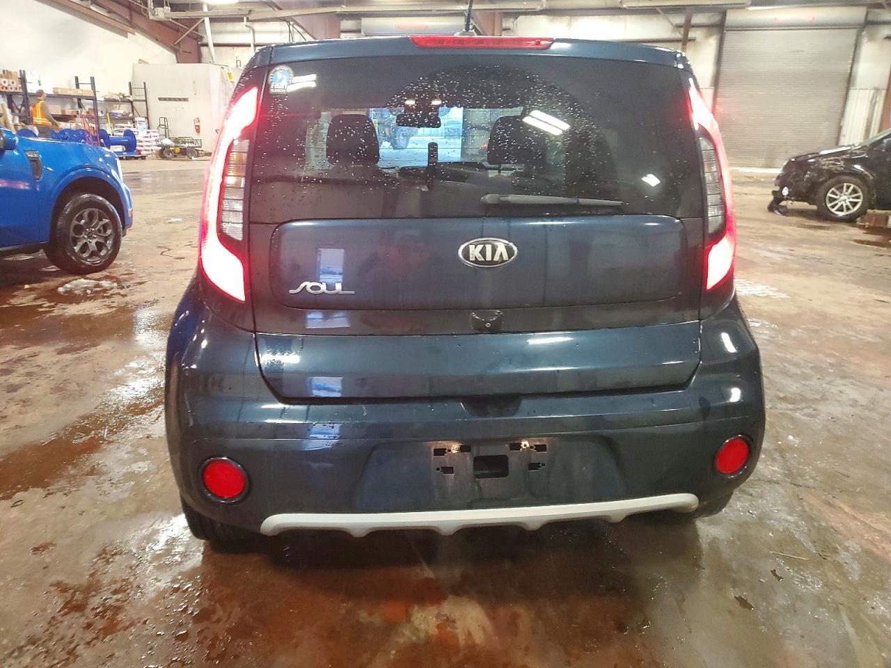 2017 Kia Soul + - Фото 6