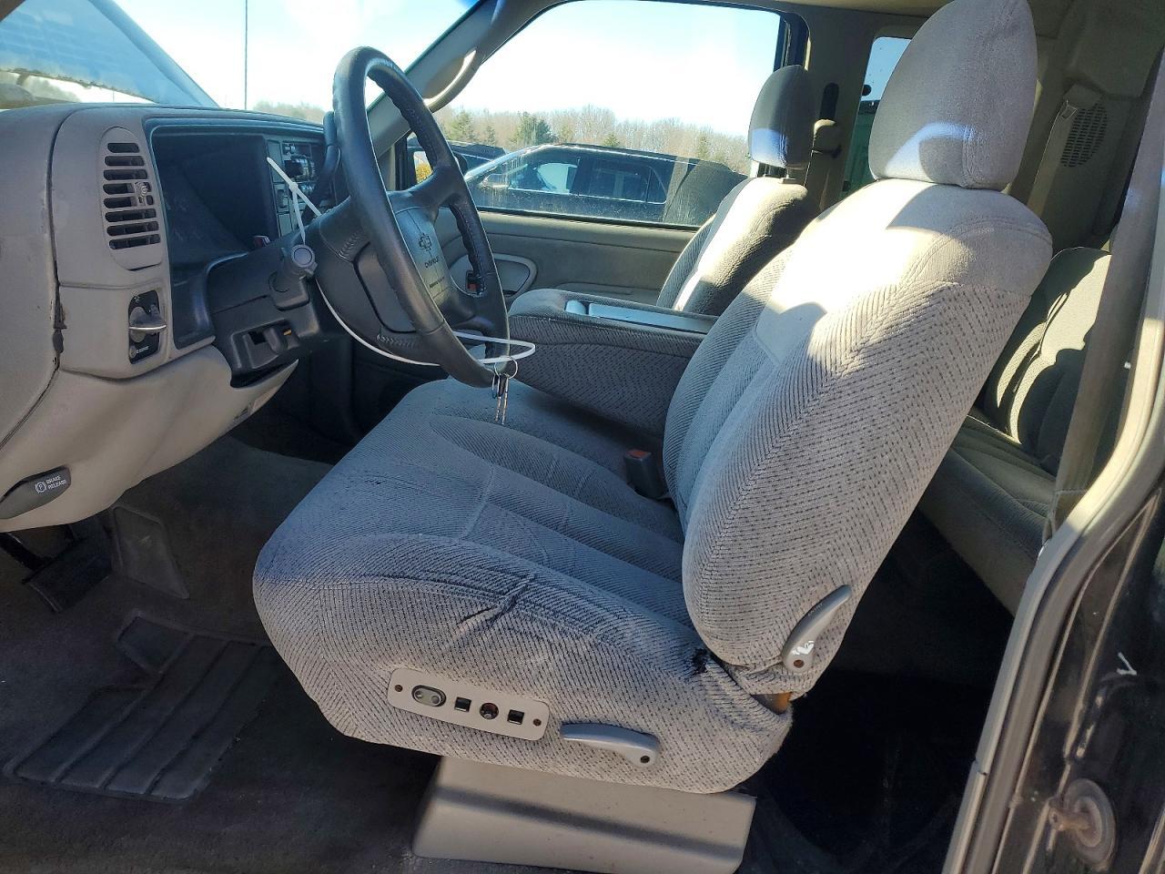 1997 Chevrolet Gmt-400 C1500 - Image 7