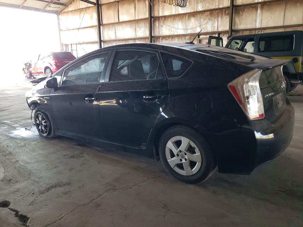 2011 Toyota Prius - Фото 2