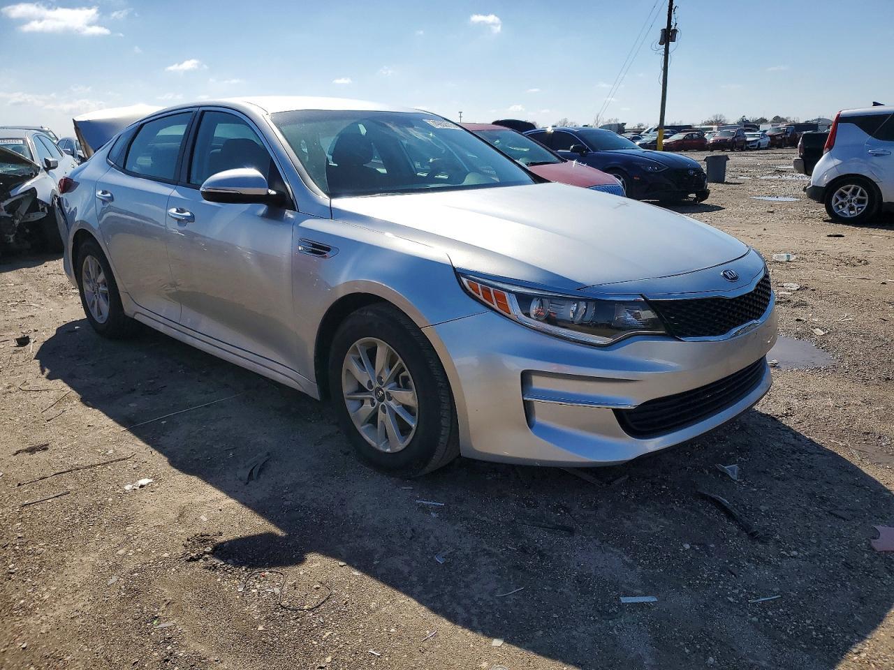 2017 Kia Optima Lx - Фото 4