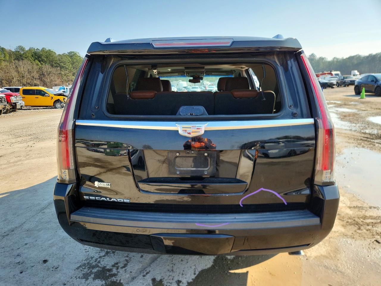 2020 Cadillac Escalade Premium Luxury - Image 6