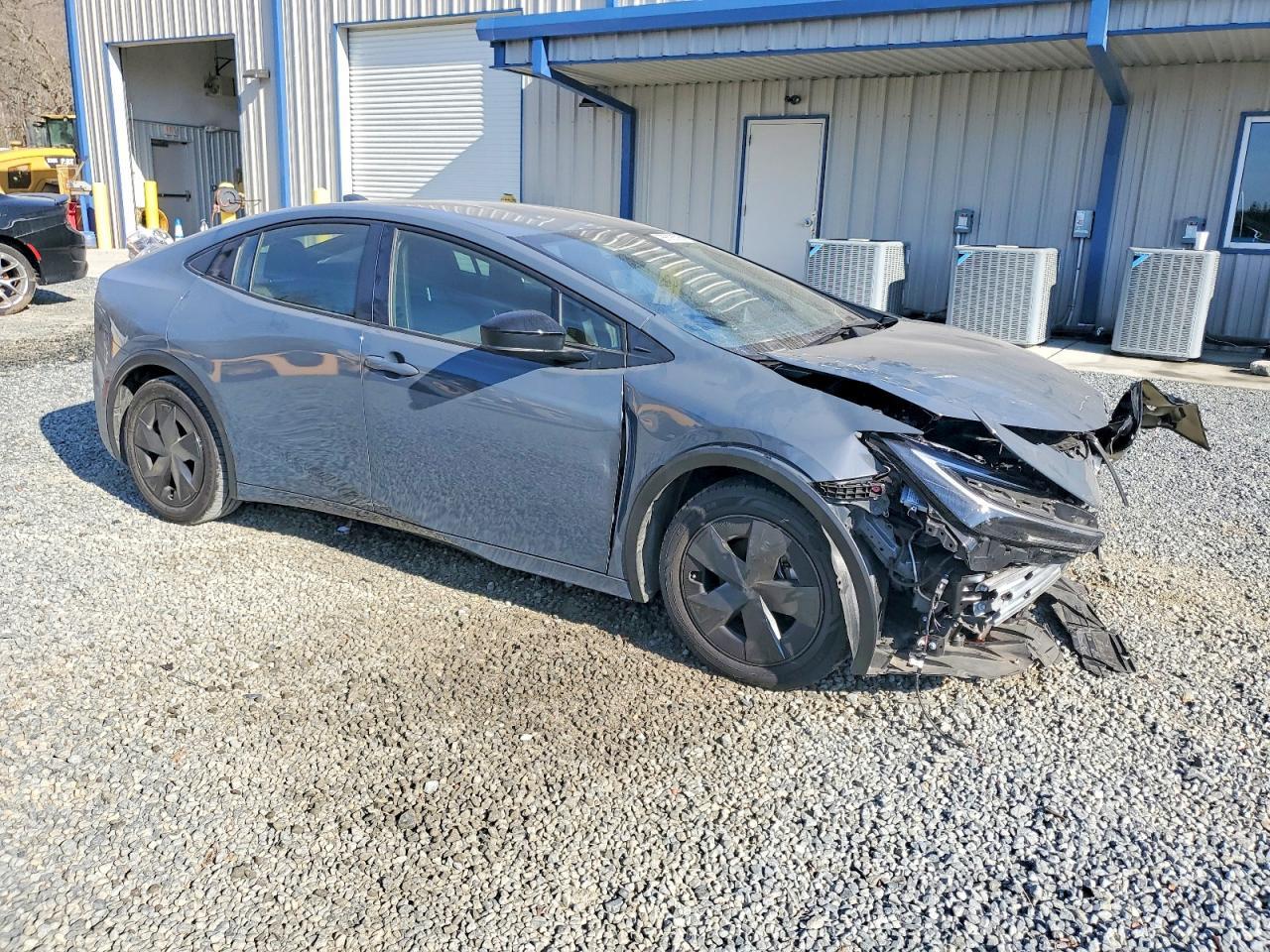 2025 Toyota Prius Le - Фото 4